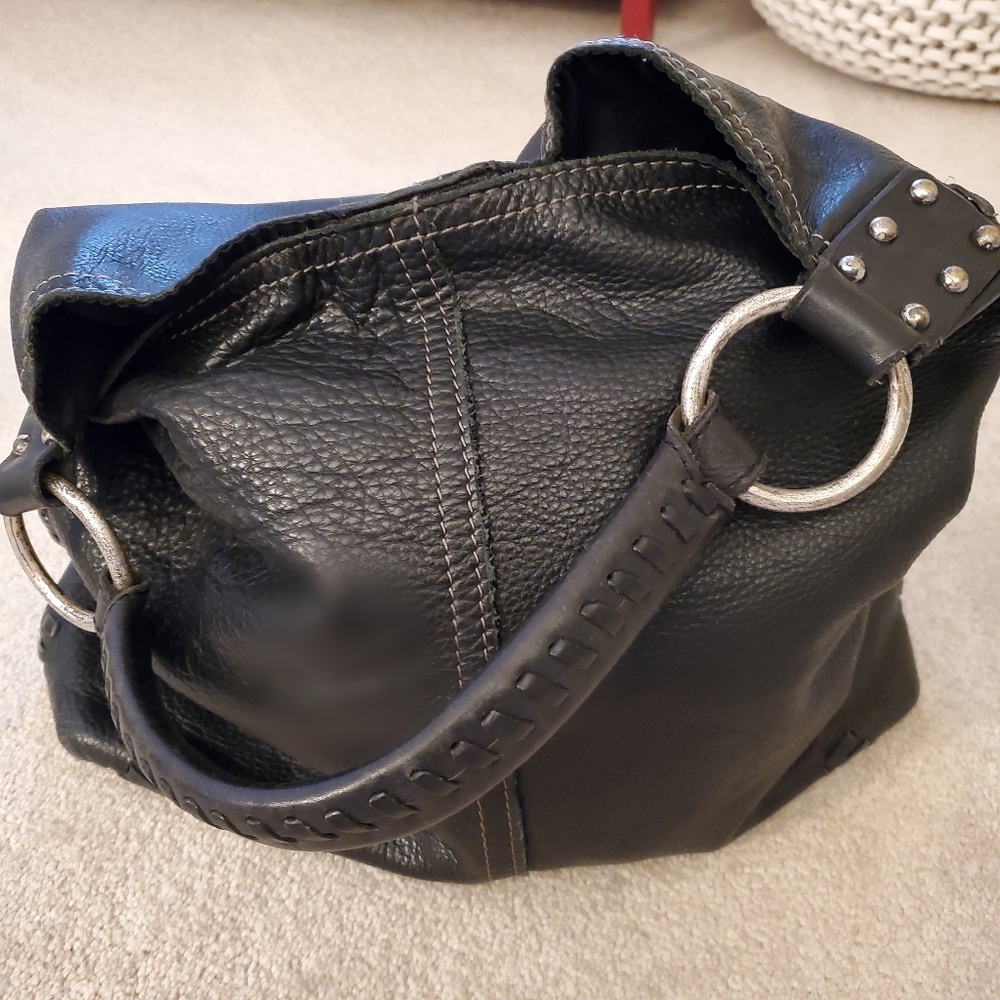 Lucky Brand Genuine Pebbled Leather Purse Black Distressed Hardware Stitching